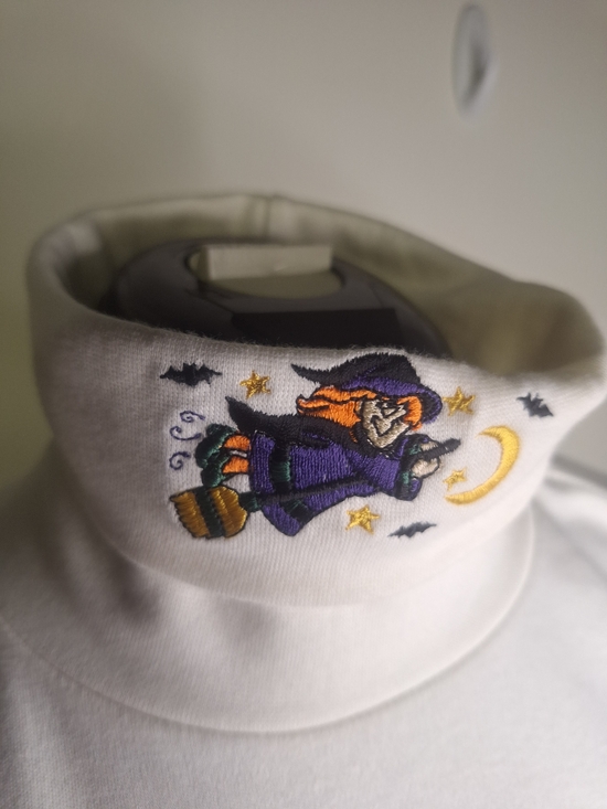 croft & barrow Tops - Croft & Borrow Halloween White Cotton Top - Classic Turtleneck Size Large